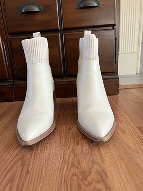 Steve Madden Cream Pointed Toe Sock-Style Ankle Boots